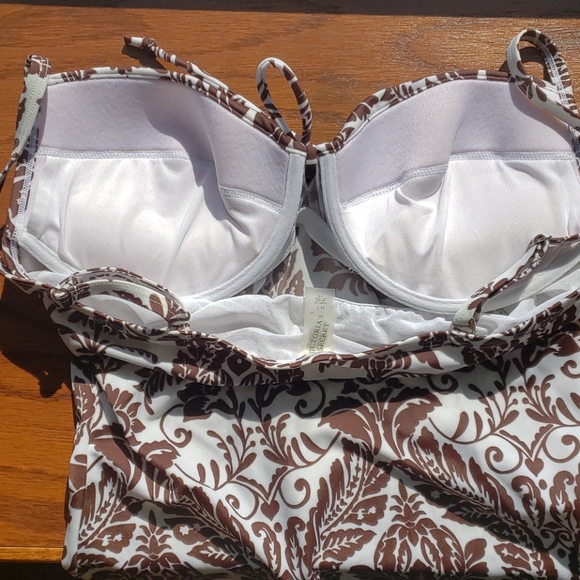 Victoria's Secret Floral Tankini Top - Picture 4 of 7